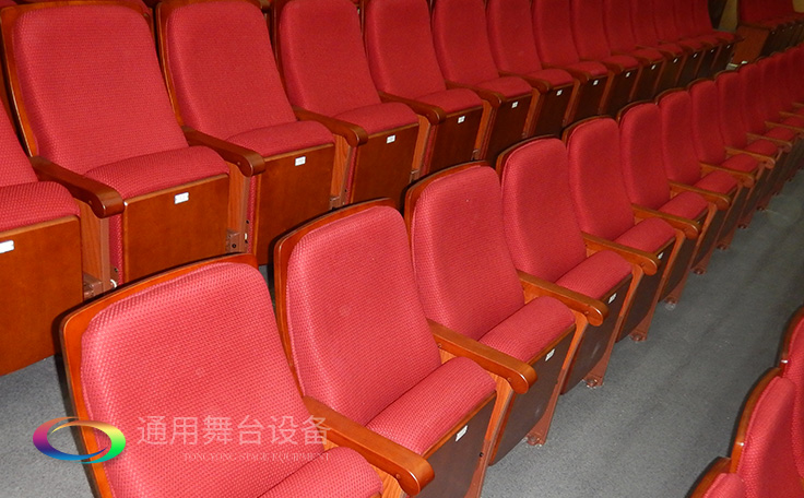 通用舞臺承接廣州市廣鐵一中報告廳舞臺幕布、燈光、音響項目