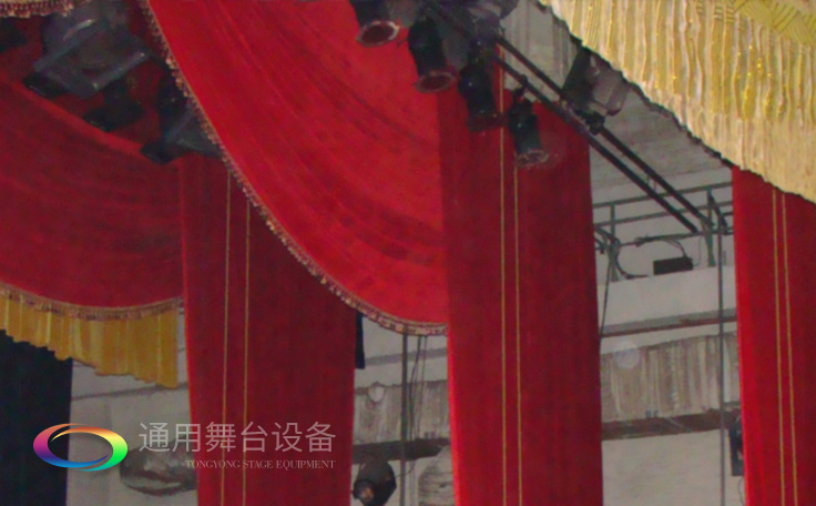 提升舞臺美感設計、增強舞臺透視！寬幅平紋細布橫側阻燃幕布