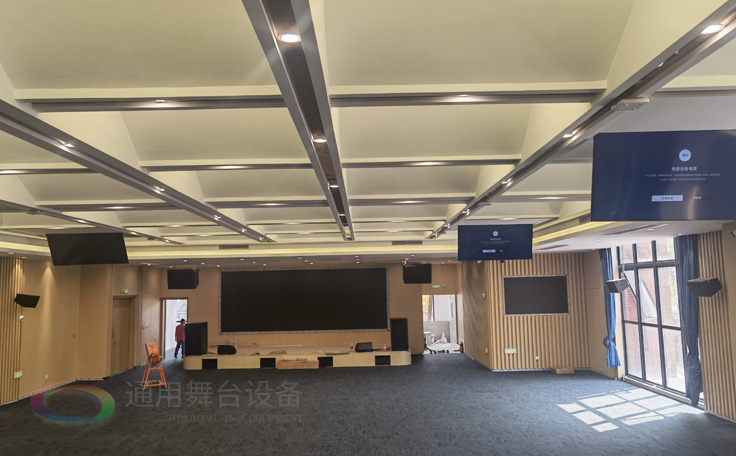 科技賦能，匠心筑造 通用舞臺承建南京某學院報告廳即將圓滿交付，打造現代化多功能學術殿堂